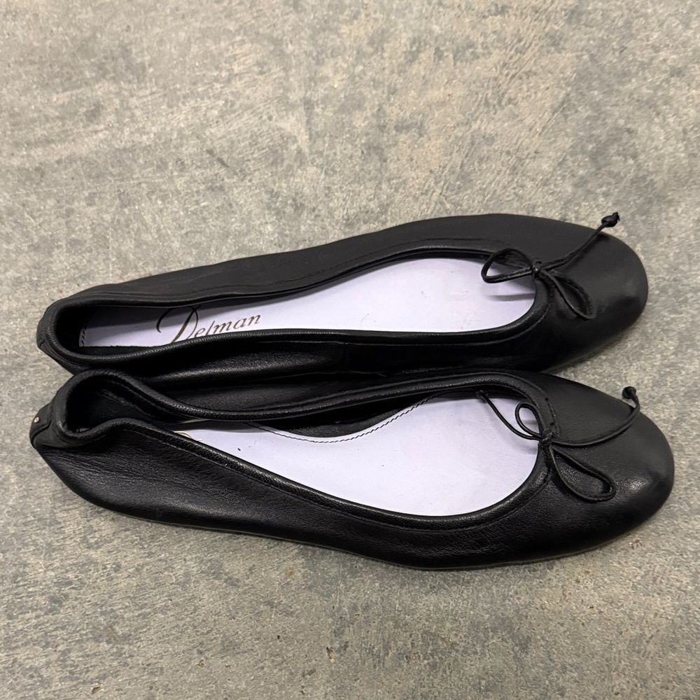 Delman Black Leather Flats with Bow - Picture 2 of 4